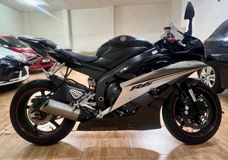 Yamaha R6 2007 Negra