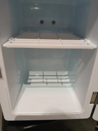 Nevera Portátil AstroAI Mini Refrigerador