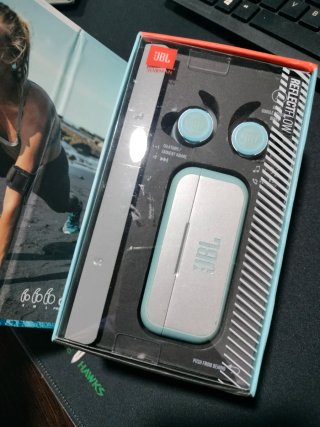 Auriculares JBL Reflect Flow Bluetooth
