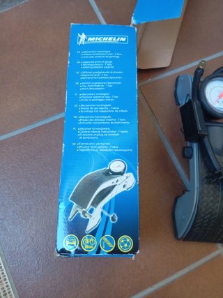 Bomba de pie Michelin