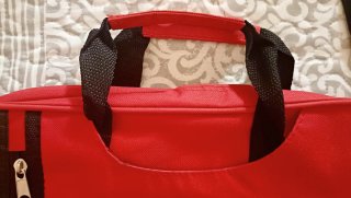 Maletín rojo nuevo