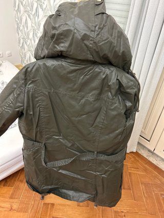 Casaco Mango com capuz e pelo