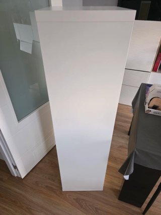 Colonna mobile IKEA bianco e giallo