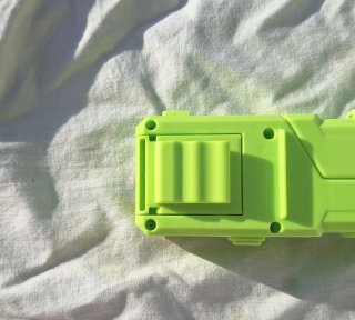 Lanciabeyblade verde neon