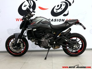 DUCATI MONSTER