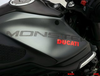 DUCATI MONSTER
