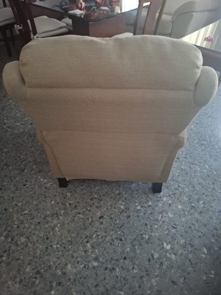 Sillón reclinable beige tela