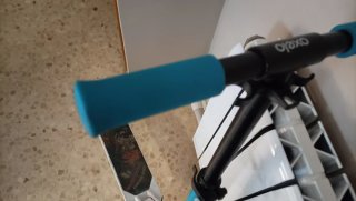 Patinete Oxelo blanco y azul