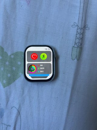 Apple Watch, cinturino bianco nuovo