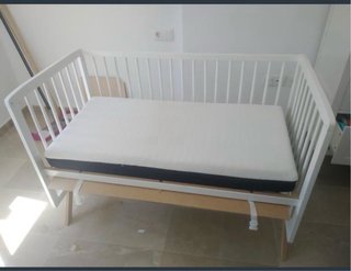 Cuna blanca con colchón cuna colecho