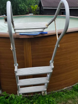 Piscina desmontable de chapa color madera