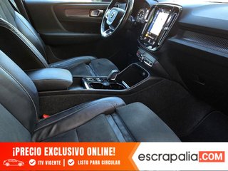 Volvo XC40 1.5 T4 Twin Recharge R-Design Auto