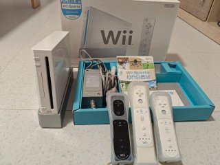 Nintendo Wii con Accesorios Wii Sports