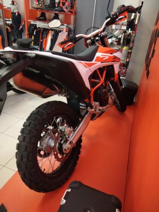 KTM 690 Enduro