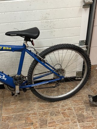 Bicicleta BTT HADOR Azul y Amarilla