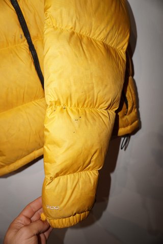 The North Face Nuptse 700 Talla S Amarilla