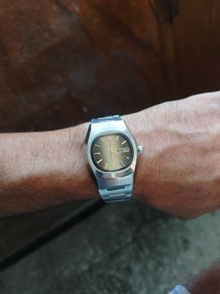 Reloj Citizen Oro y Plata