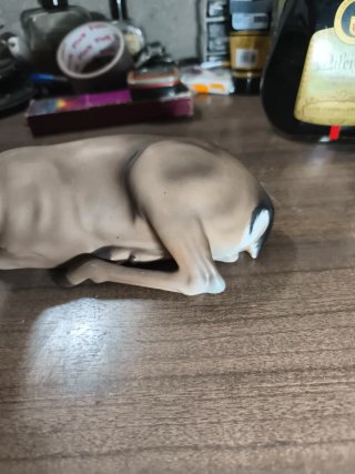Ciervo porcelana sellado Martinu
