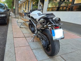 Triumph Speed Triple 1050 RS 10.000km