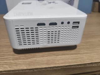 Proyector Bomaker Home Theater C9 Blanco