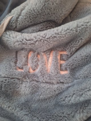 Sudadera gris peluche con capucha
