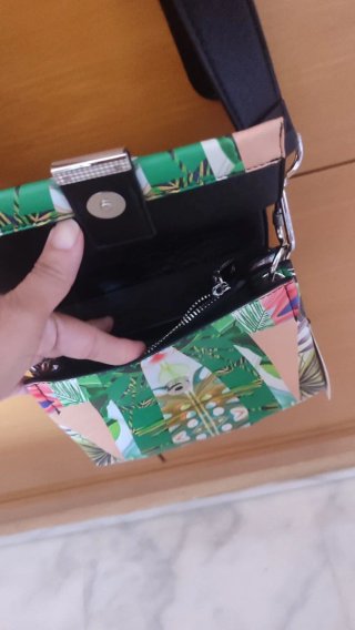 Bolso Desigual pequeño estampado tropical