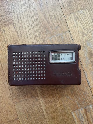 Radio Nacional 6 Transistor Vintage + Funda