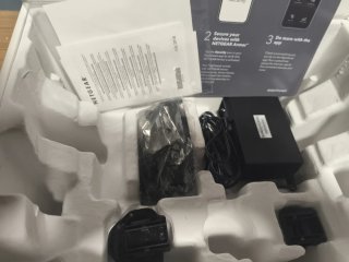 Router WiFi NETGEAR AX12 12-Stream