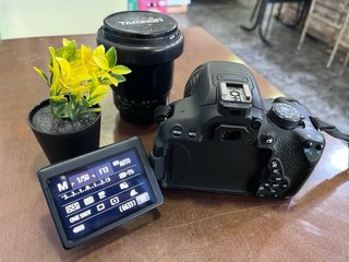 Canon EOS 700D Cámara DSLR
