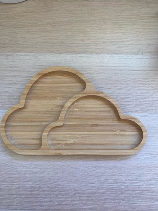 Cuenco de madera con forma de nube