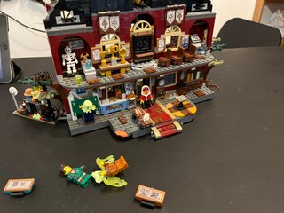 LEGO Hidden Side Castello 70425