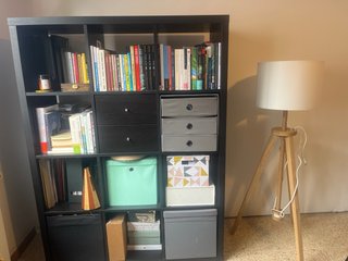 Estantería Kallax 12 huecos Ikea y 2 cajones