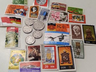 Francobolli e monete della RDT