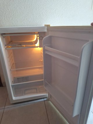 Mininevera / Frigorífico pequeño Proline 70L en mu