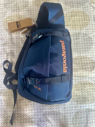 Mochila Bandolera Patagonia Atom 8L Azul