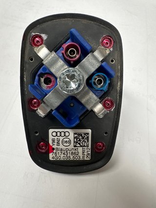 Antena GPS Audi A4 B8 Avant original