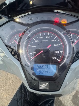 Honda SH300i Gris