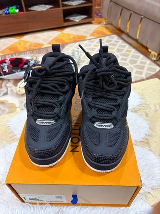 Scarpe Louis Vuitton nere e bianche