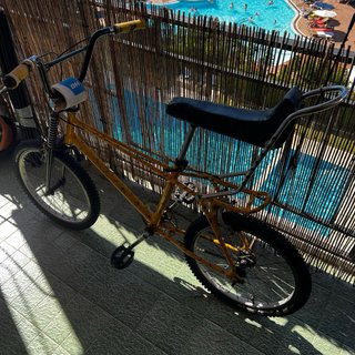 Bicicleta BMX California Amarilla