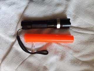 Linterna Táctica CREE LED 18000 Lumens