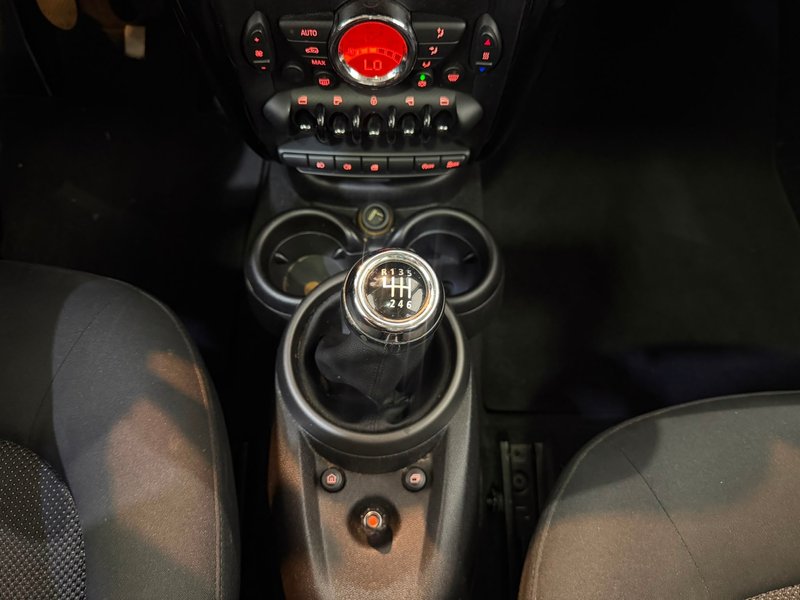 MINI Countryman Cooper 2011, foto 15
