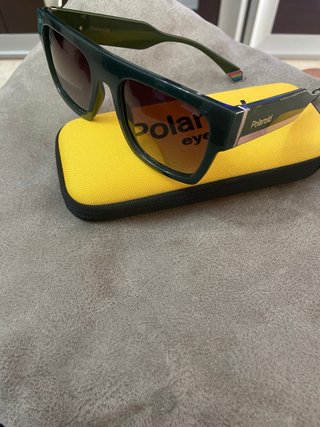 Gafas de sol Polaroid Verdes Oscuras