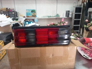 Piloto Trasero Derecho Mercedes 190 (W201)