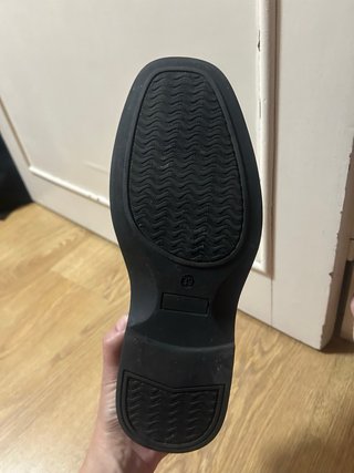 Zapatos colegiales negros sin cordones