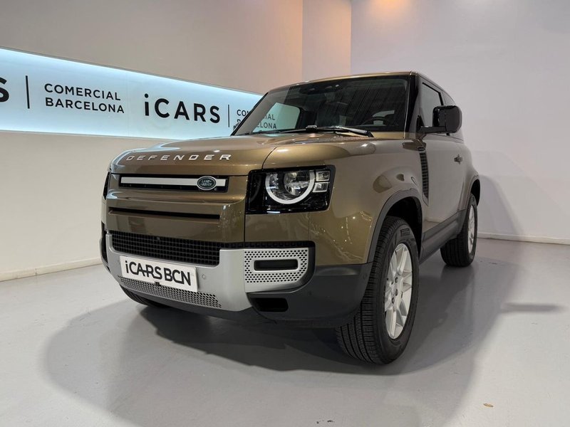 Land Rover Defender 2023