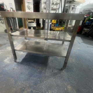 Mesa de acero inoxidable para bar