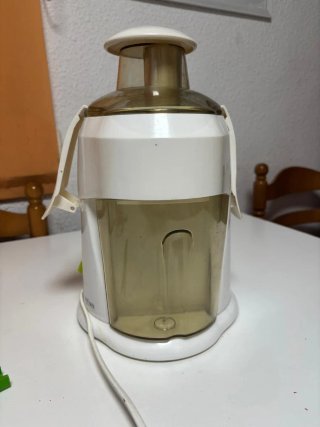Licuadora Taurus LiquaFruits