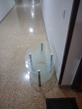 Mesa de centro cristal y metal