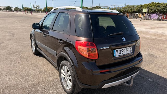 Suzuki SX4 2013