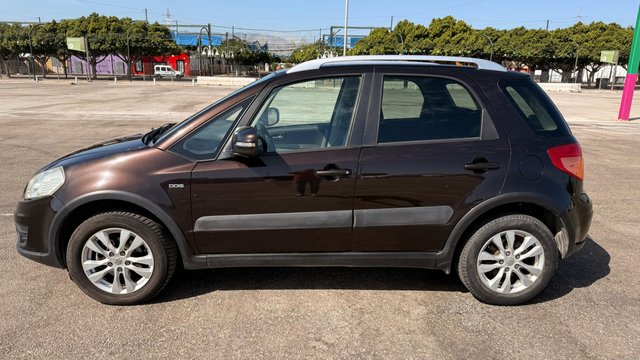 Suzuki SX4 2013